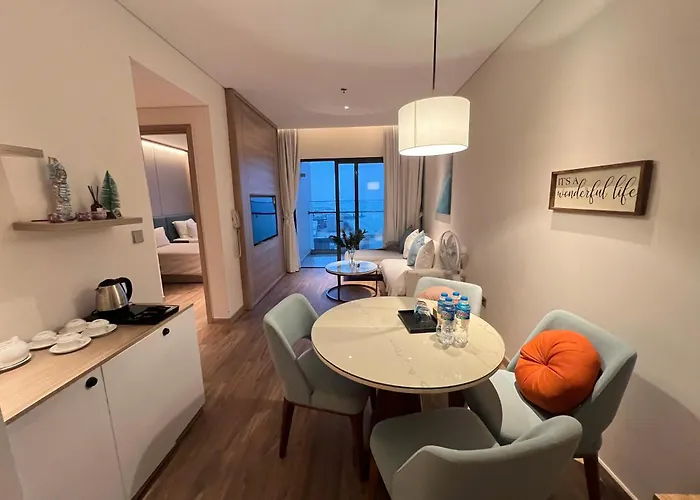 Elegant Alacarte Apartment *