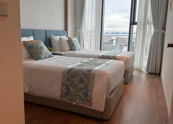 Elegant Alacarte Apartment Ha Long