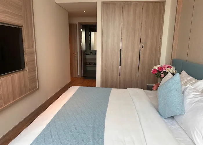 Elegant Alacarte Ha Long