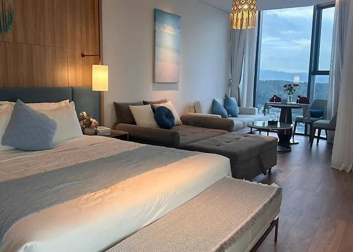 Elegant Alacarte Apartment