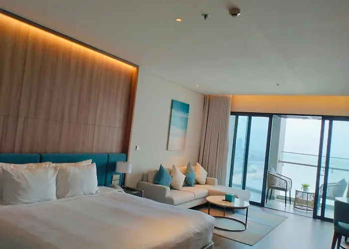 Elegant Alacarte Ha Long